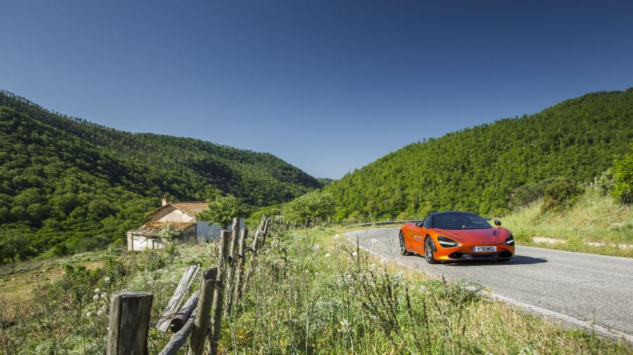  McLaren 720S Coupe 2017 года  (WW) (фото 103 из 160)